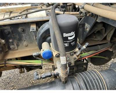 Bendix Prostar Air Dryer for a International Prostar