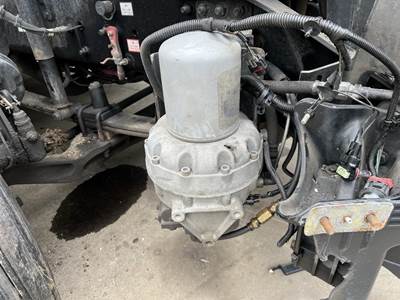 Wabco Cascadia 125 Air Dryer for a Freightliner CASCADIA 125