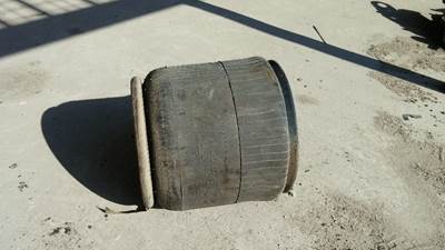 USED GOODYEAR AIR SPRING. P/N 566-24-3-038