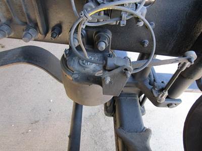 Volvo VNL Right Air Spring