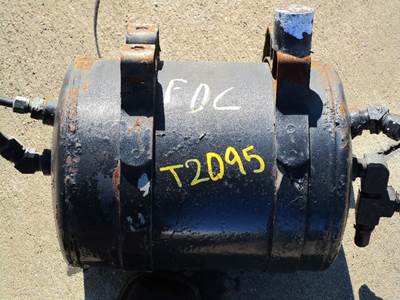 Freightliner FLD120 Air Tank