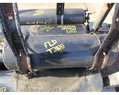Freightliner FLD120 Air Tank