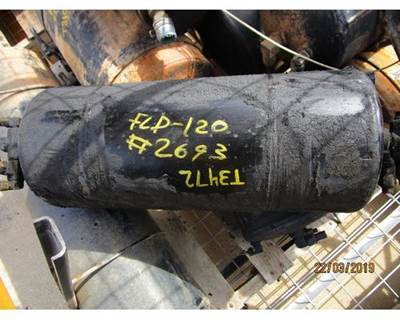 Freightliner FLD120 Air Tank