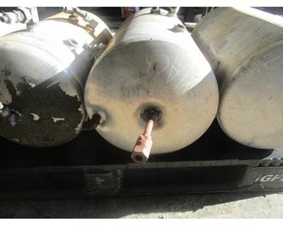 Mack CH613 Air Tank