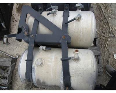 Mack Vision CX613 Air Tank