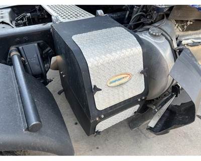 Kenworth T680 Auxiliary Power Unit (APU)