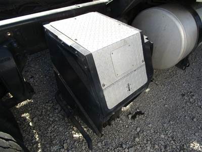 Thermo King CASCADIA 125 Auxiliary Power Unit (APU) for a Freightliner CASCADIA 125