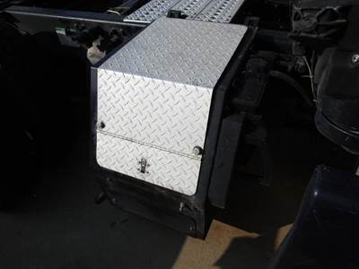 Thermo King CASCADIA 125 Auxiliary Power Unit (APU) for a Freightliner CASCADIA 125