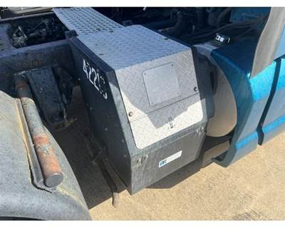 Thermo King T680 Auxiliary Power Unit (APU) for a Kenworth T680