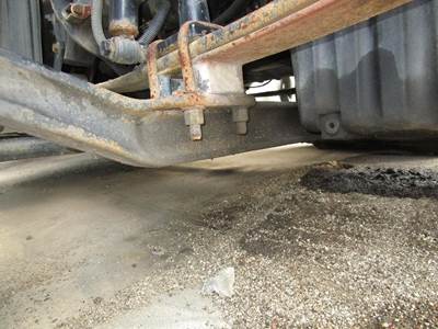 Freightliner Cascadia 125 Front Axle Assembly