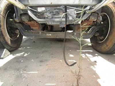 International 4900 Front Axle Assembly