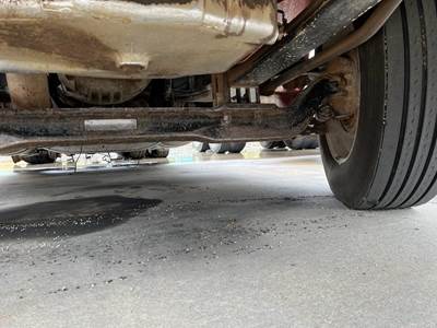 Peterbilt 377 Front Axle Assembly