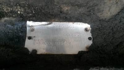 USED EATON E-1200I FRONT AXLE ASSEMBLY WITH HUBS - 10 STUD, HUB PILOTED, AIR