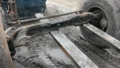 USED ROCKWELL FL931NX64 FRONT AXLE BEAM ASSEMBLY OFF OF AN INTERNATIONAL PAYSTAR