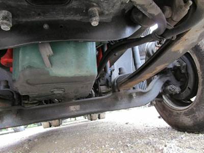 Volvo VNL Front Axle Assembly