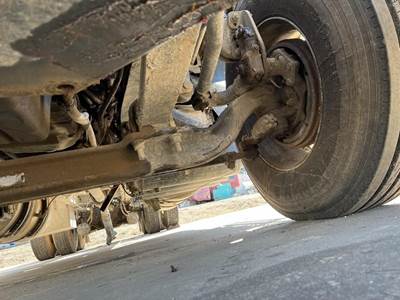 Volvo VNL Front Axle Assembly