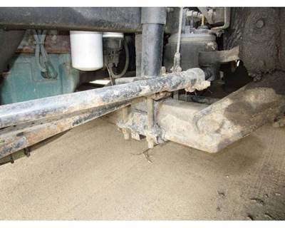 Volvo VNL Front Axle Assembly