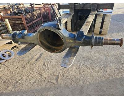 Eaton RS402 Front Axle Housing