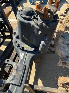 Rockwell RD23160 Front Axle Housing