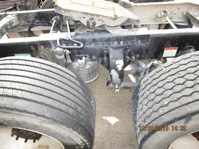 Rockwell RS20145 Front Axle Housing for a Freightliner CASCADIA 125