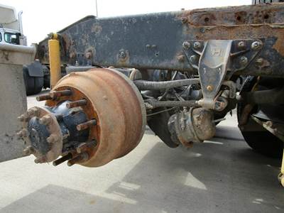 Rockwell RS23160 Front Axle Housing for a International 5900i