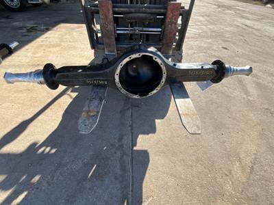 USED INTERNATIONAL S135/S150 (REAR) REAR AXLE HOUSING
