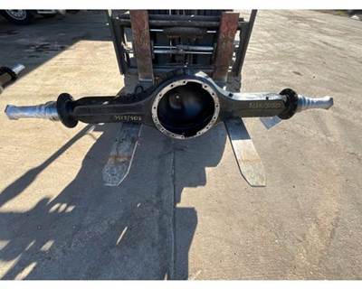 USED INTERNATIONAL S135/S150 (REAR) REAR AXLE HOUSING