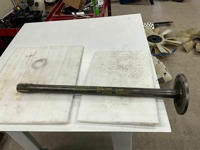 Mack CRD92 / 93 Axle Shaft