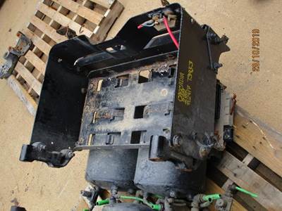 Freightliner Cascadia Battery Box for a Freightliner CASCADIA 125