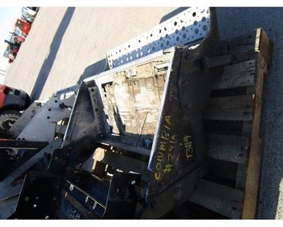Freightliner Columbia Battery Box for a Freightliner COLUMBIA 120