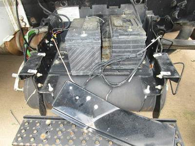 International 7400 Battery Box