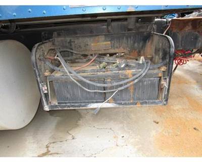 Kenworth T600 Battery Box