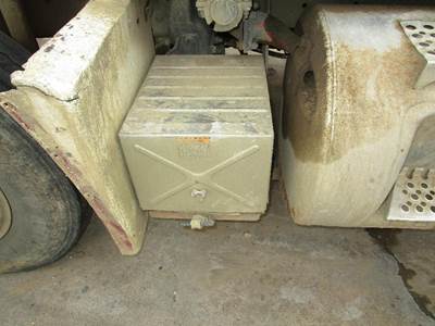 Mack RD688S Left Battery Box