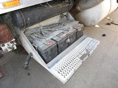 Peterbilt 379 Left Battery Box