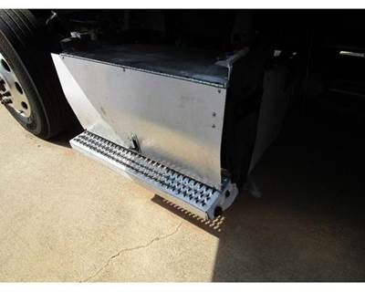 Peterbilt 387 Battery Box