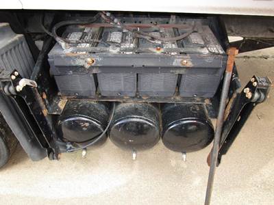 Volvo VNL Battery Box