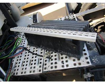 Volvo VNL Battery Box