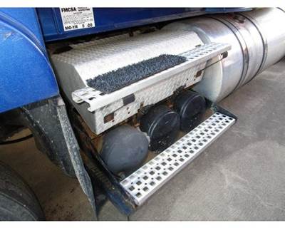Volvo VNL Battery Box