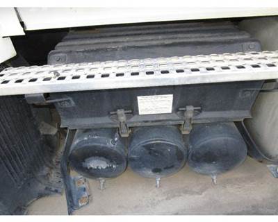 Volvo VNL Battery Box