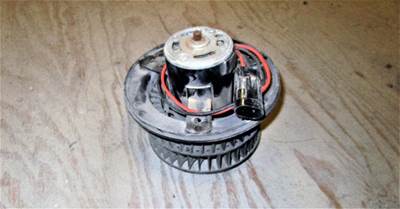 Freightliner FLD120 HVAC Blower Motor