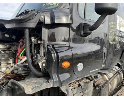 Used 2016 Freightliner Cascadia 125 Front Cab Trim, Left