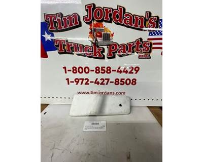 Used Freightliner Century/Cascadia Left Lower Mirror Bracket Cover (White), Part # 2259259000