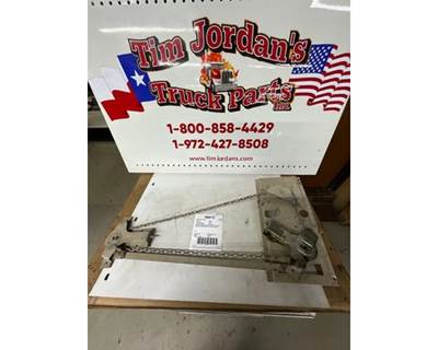 Used Peterbilt 359 Right Chain Driven Manual Window Regulator