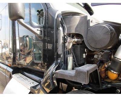 Used 2006 Peterbilt 387 Right Cab Trim between Hood and Front Door