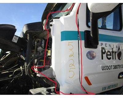 Used 2021 Peterbilt 579 Left Cab Panel Between Hood and Door