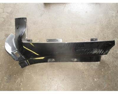 USED PETERBILT 587 COWL / CAB EXTERIOR P/N: R22-6104R