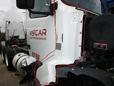 Volvo VNL