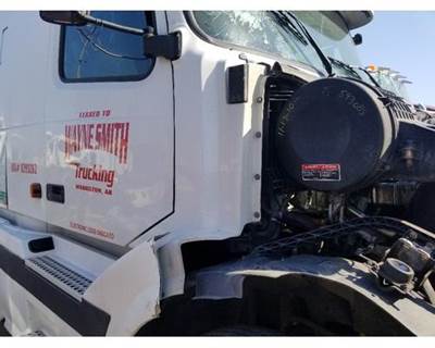 Used 2005 Volvo VNL Right Cab Trim between Hood and Front Door