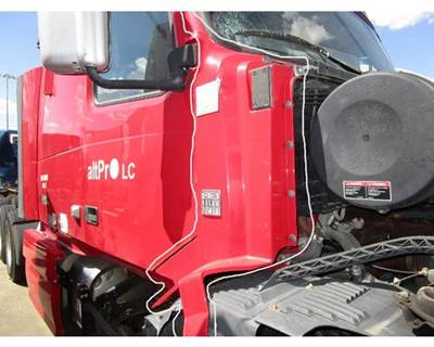 Used 2012 Volvo VNL Right Cab Trim between Hood and Door