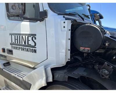 Used 2005 Volvo VNL Front Cab Trim, Right Side